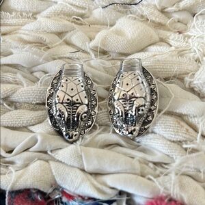 Snake head clip on earrings